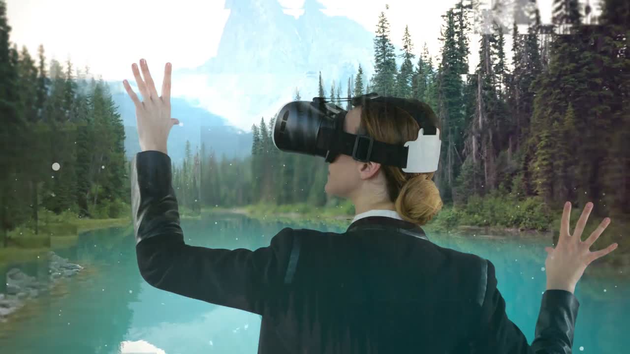 mujer usando vr video