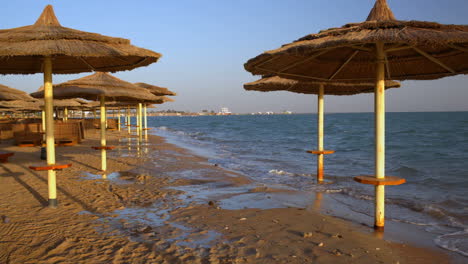 Sunbathing-area-on-the-beach