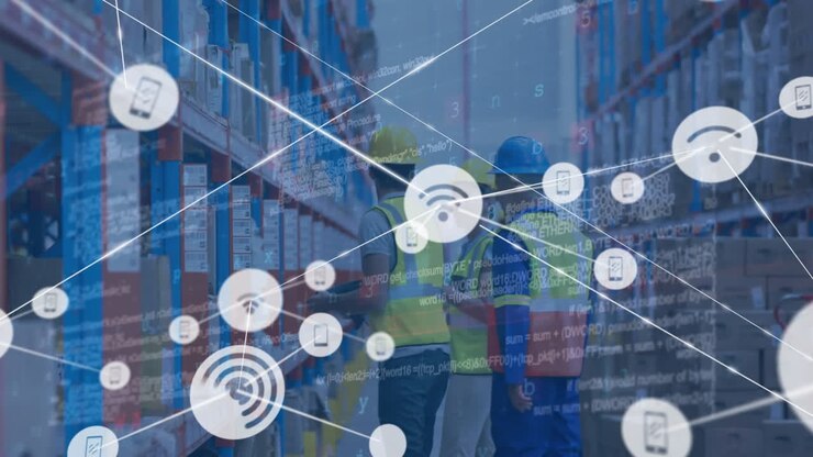 Animazione di rete di connessioni con icone su persone diverse che lavorano in magazzino