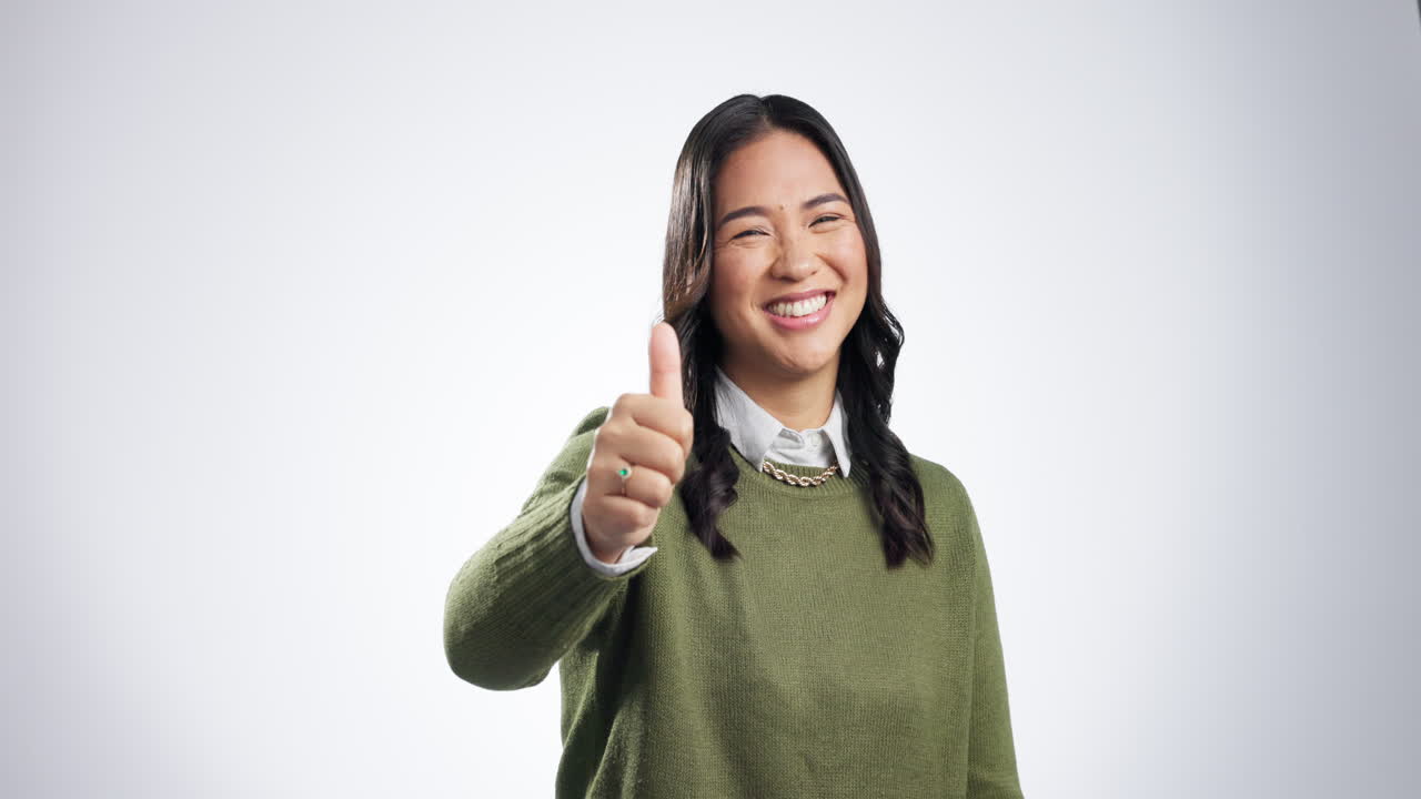 pulgares hacia arriba, mujer y retrato, acuerdo y mano