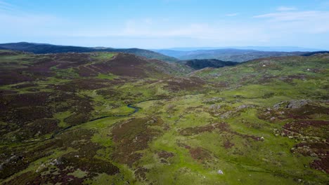 Montañas-Segundera,-Vista-Panorámica-Aérea-Del-Impresionante-Paisaje-En-España