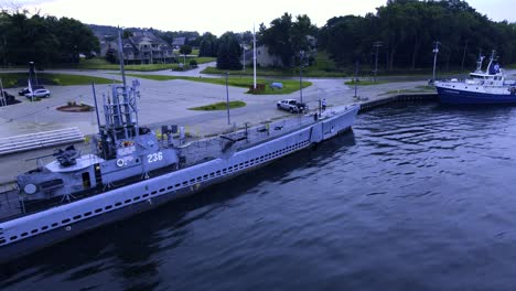 美國西爾弗賽德潛水艇博物館 (uss silversides submarine museum) 位於美國西爾佛賽德州,是美國最著名的潛水艦博物館