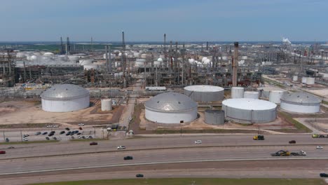 Vista-Aérea-De-La-Planta-De-Refinería-En-Houston,-Texas