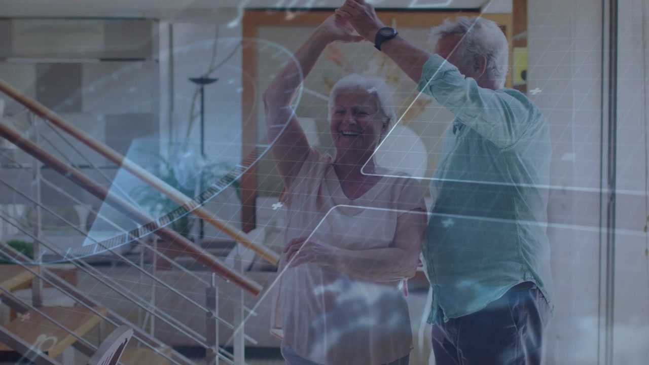 Pareja de ancianos bailando en un área de cuidado para personas mayores, el hombre extendiendo la mano guiando un giro, una superposición holográfica compartiendo alegría.