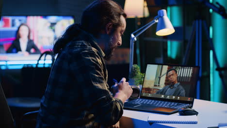 remote employee calls manager remotely using internet videocall