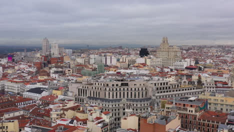 Centro-De-La-Ciudad-De-Madrid-Techos-Y-Edificios-Centro-De-La-Ciudad-España-Vista-Aérea-Invierno