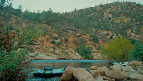 The-relaxing-sounds-of-birds,-inner-tubes-and-river-running-in-kern-river-California