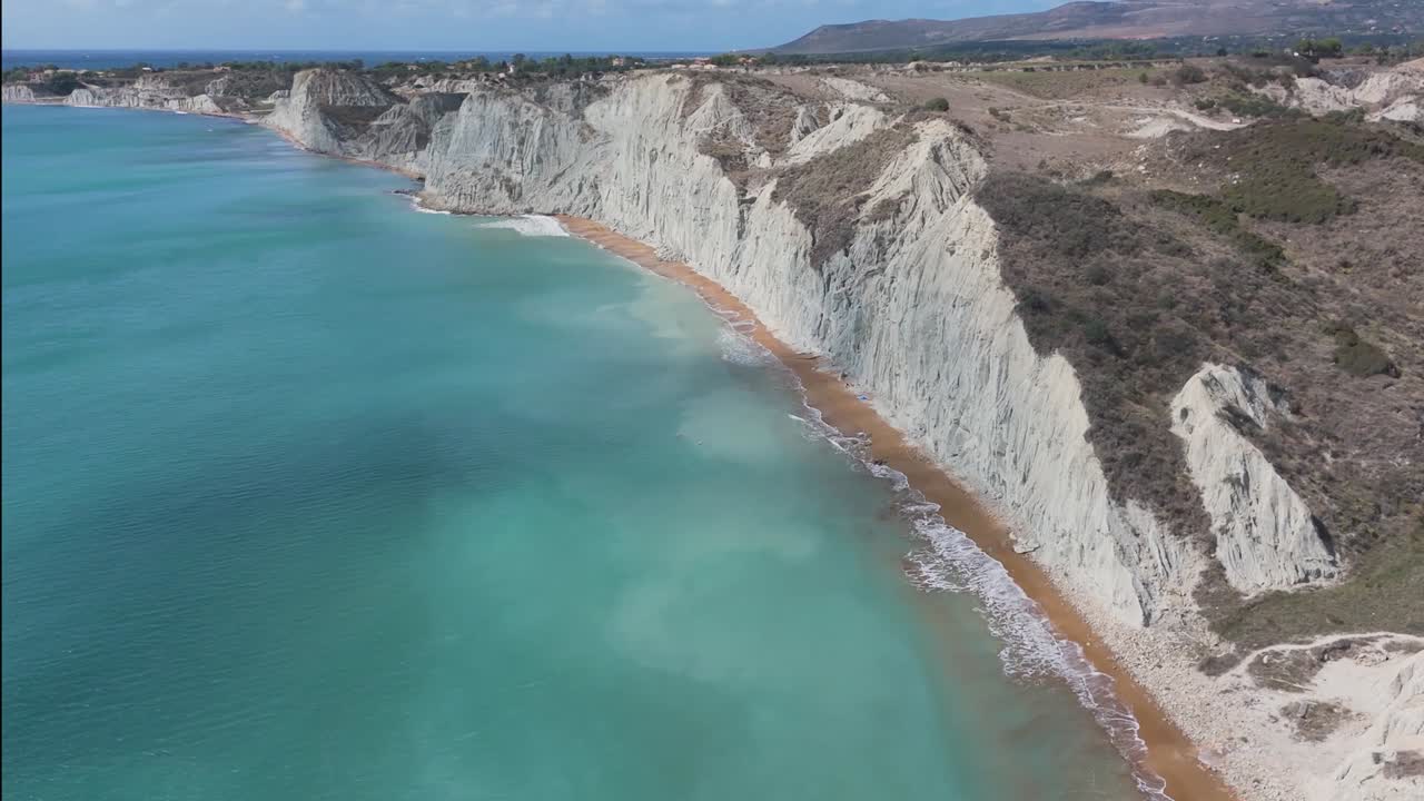 acantilados blancos de la costa