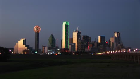 Rascacielos-Resaltan-El-Horizonte-Del-Centro-De-Dallas-Tx