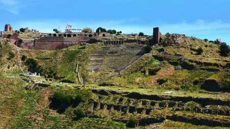 Vista-Aérea-De-La-Ciudad-Antigua-De-Pergamon