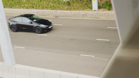 traffic flow on bustling hong kong roads