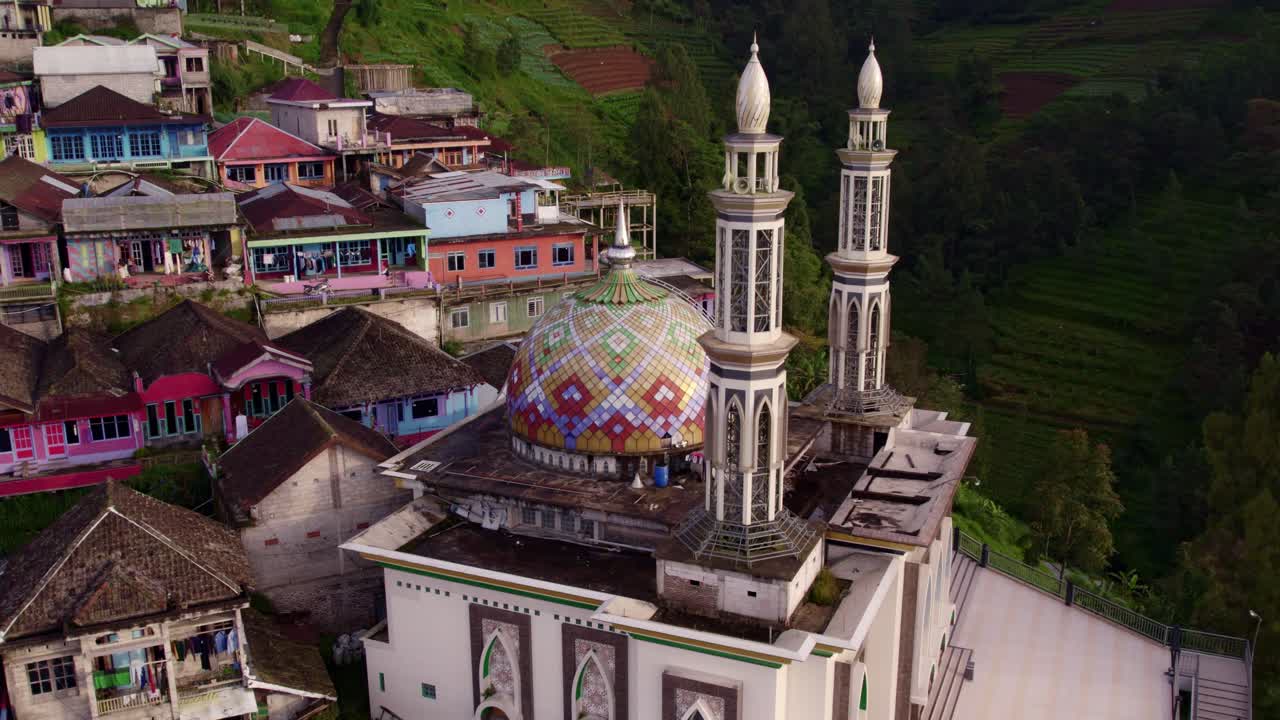 Magelang'ın Nepal van Java'sı sabah ışığında