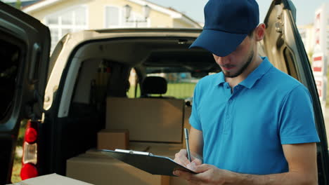 paquetes de comprobación del conductor de entrega