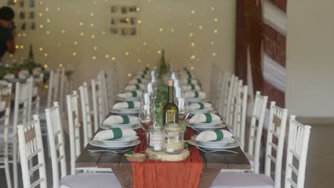 rustic chic wedding reception table setting