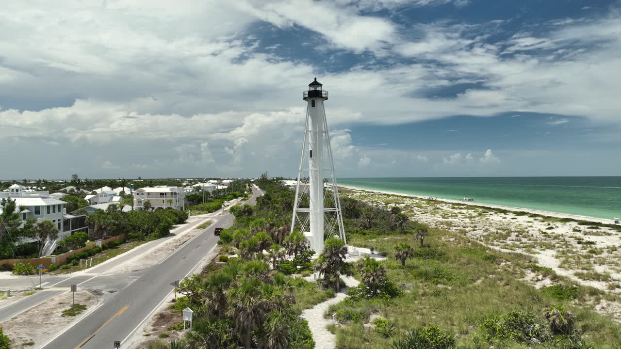Faro e spiagge del parco statale Gasparilla.