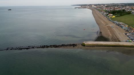 Hampton-In-Kent,-Blick-Von-Einer-Drohne-Auf-Die-Bucht-Von-Herne