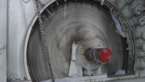 textile machine spins cotton textile factory