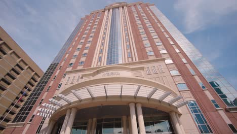 Establishing-shot-of-the-Harris-County-Civil-courthouse-building