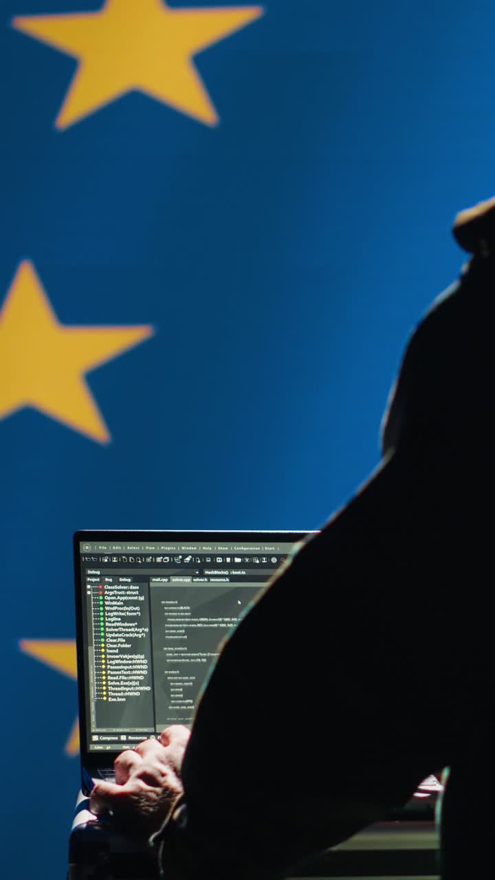 Video verticale: ingegnere dell'alleanza UE che protegge contro account falsi sui social media.