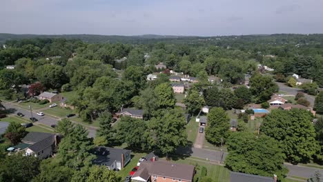 drone over leesburg neighborhood, single family homes tilting up