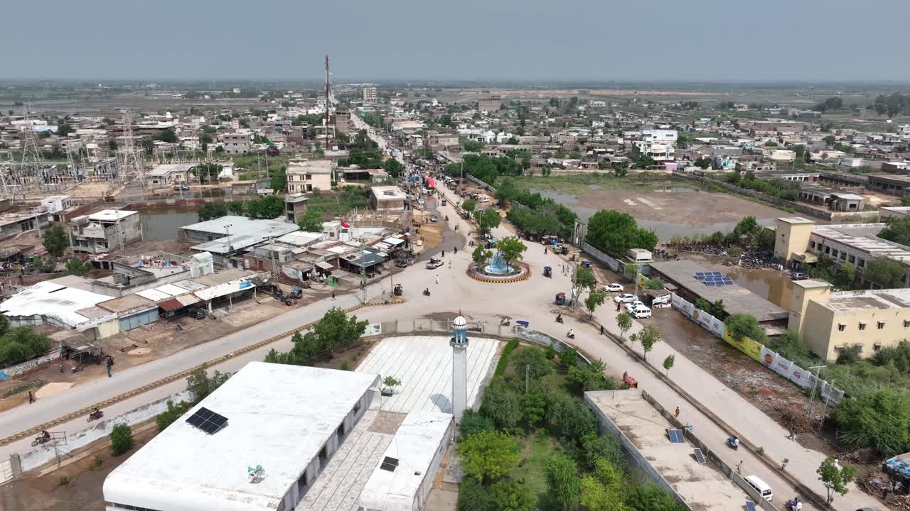vibrante allaha wala chowk en la ciudad de badin sindh, pakistán