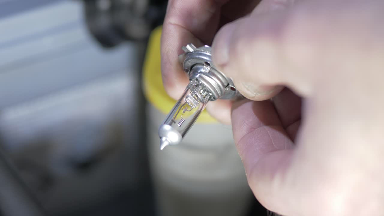 Automotive Halogen Lamp H7 replacement