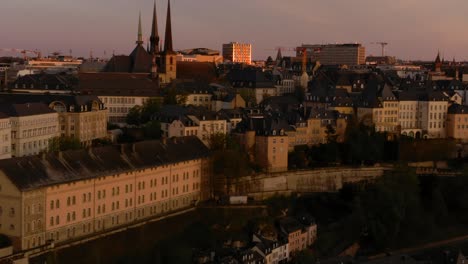 Chemind-De-La-Corniche,-Goldene-Stunde,-Drohnenaufnahmen-Aus-Luxemburg