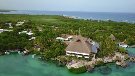 Birds-eye-view-of-reefs-jungle-in-Tulum,-Mexico