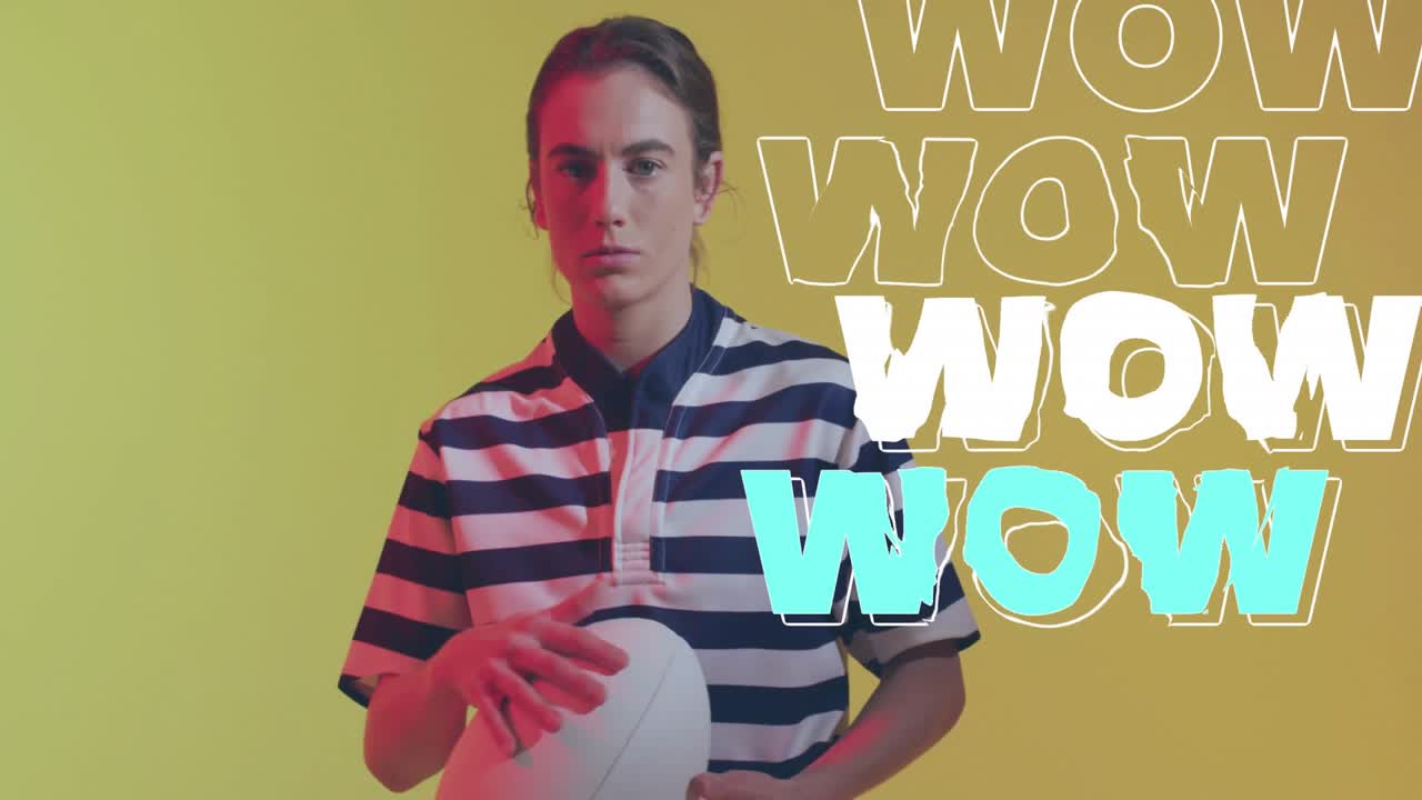 Donna che tiene un pallone da rugby su sfondo giallo, con testo WOW animato per il marketing della salute.