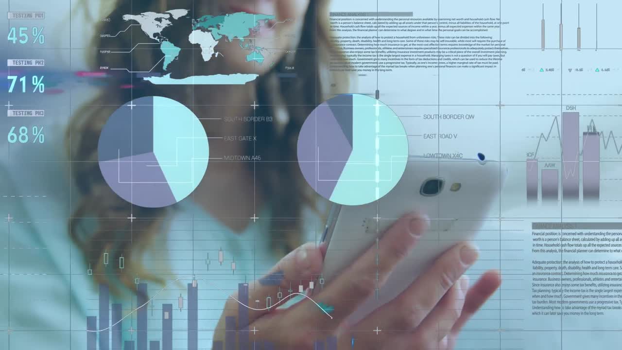 animación del procesamiento de datos estadísticos sobre una mujer caucásica feliz usando un teléfono inteligente en la oficina