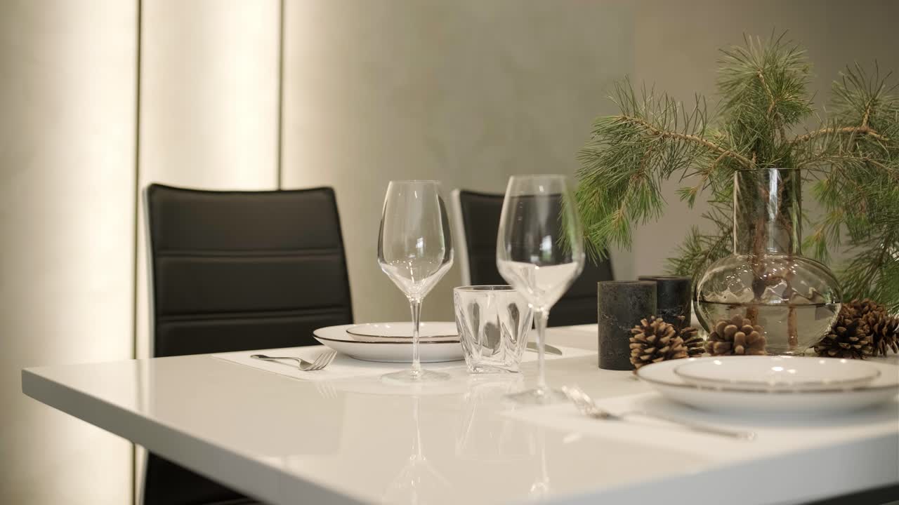 식탁과 의자와 함께 세련된 부 인테리어