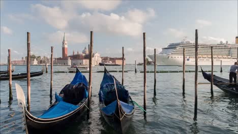 Góndola-de-Venecia-4K-11