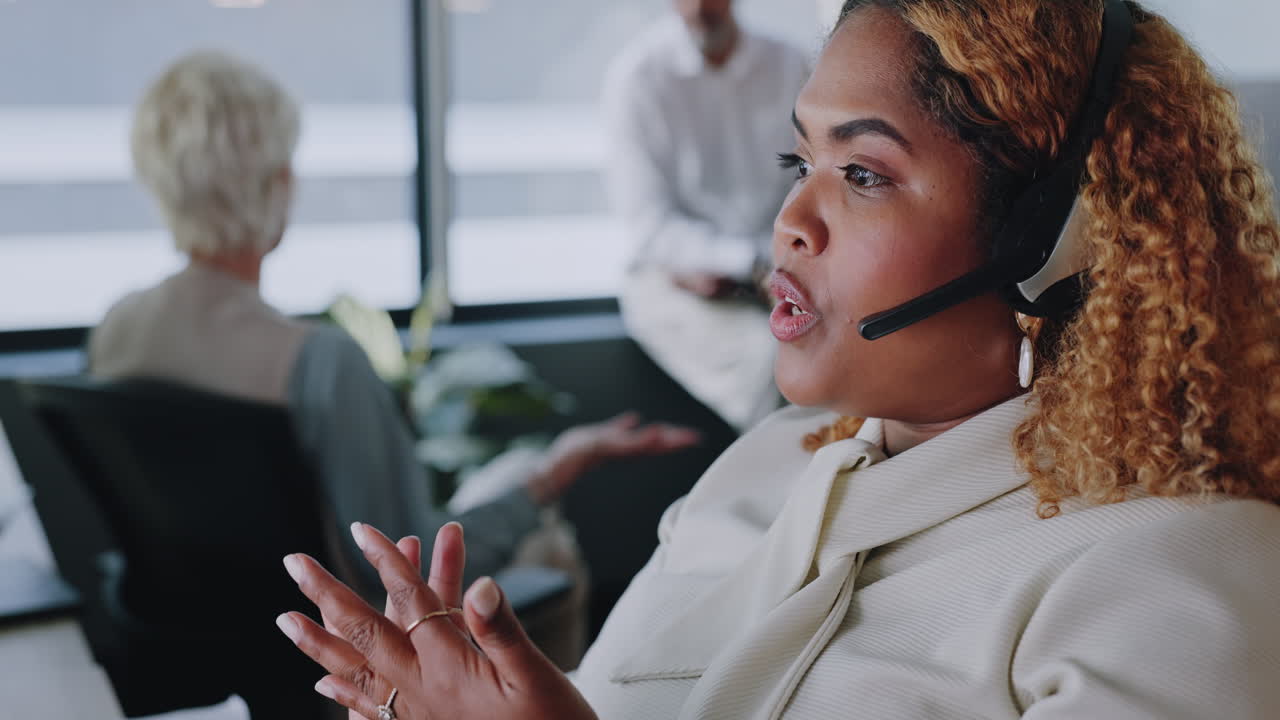 Call center woman, communication