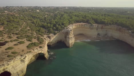 Cueva-De-Benagil-En-Portugal-Por-Drone