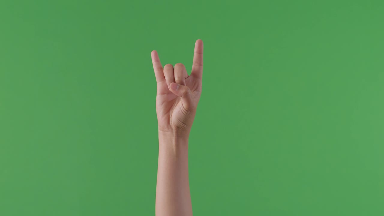 Mano che mostra il segno del rock and roll