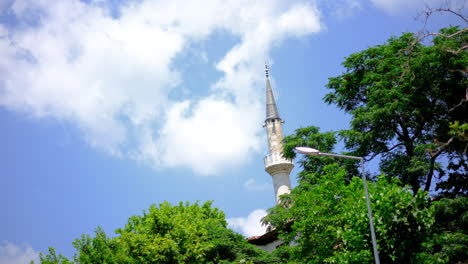 Minarete-De-Una-Mezquita-En-Birgi