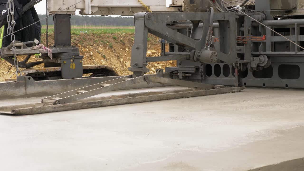 콘크리트 도로 건설의 완전 기계화 과정