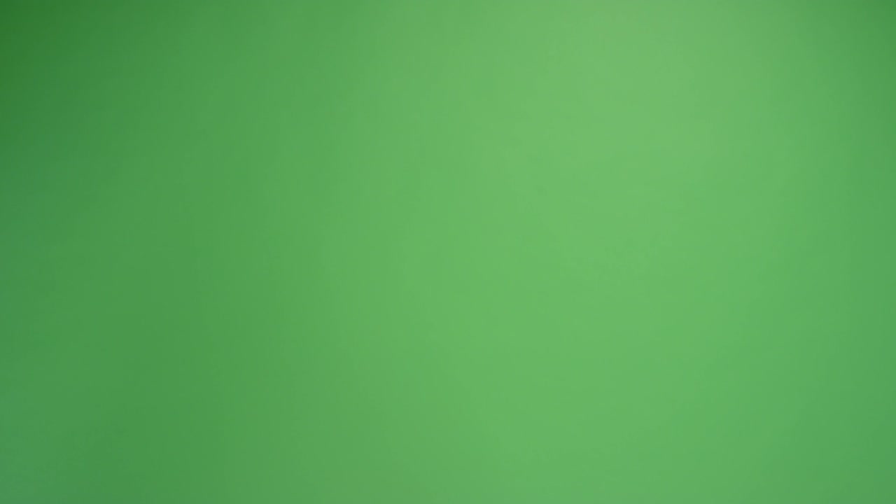 hombre y mujer en trajes hola cinco