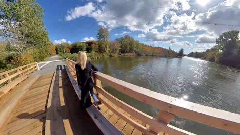 Fall-walking-adventures-on-a-bridge