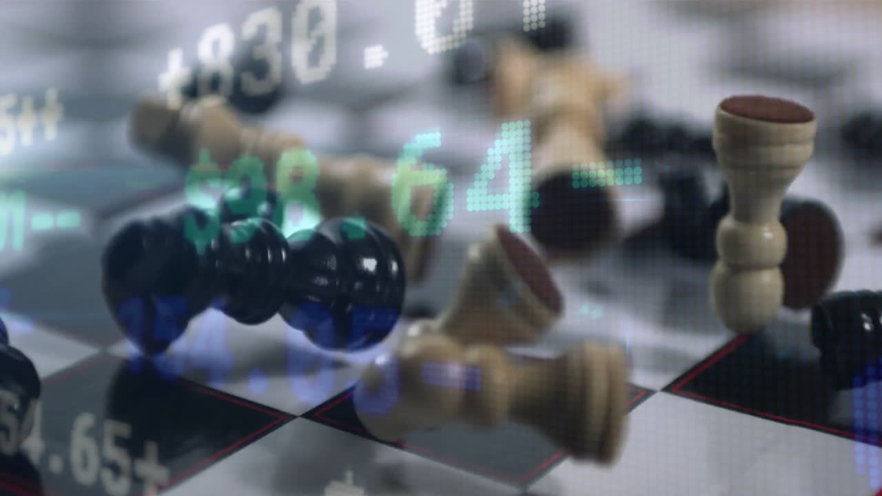 체스판 위에 금융 데이터 처리 애니메이션과 함께 체스 조각이 떨어집니다.