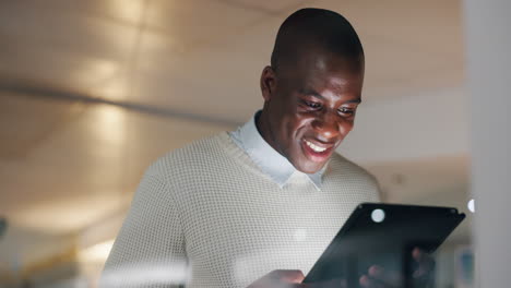 Online,-office-and-business-black-man-on-tablet