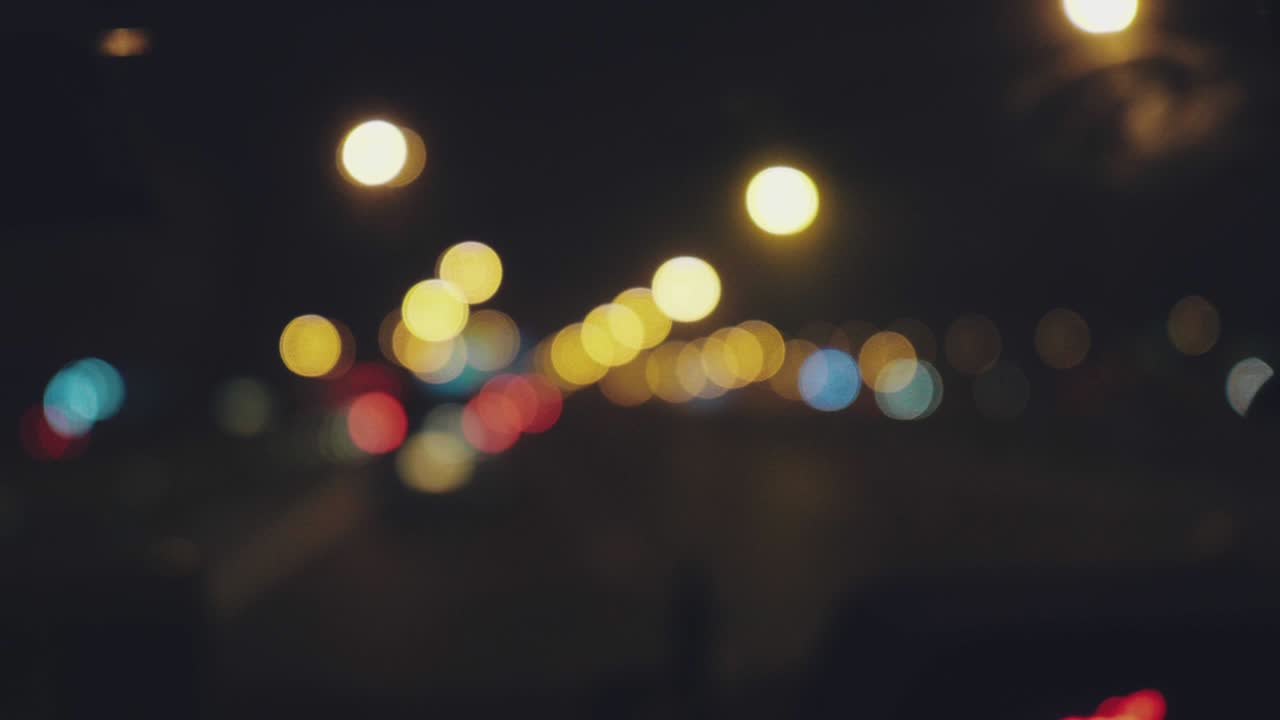 desfocalizado por la noche.