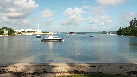 Viewpoint-from-Spanish-Point,-Bermuda-of-the-Great-Sound,-Royal-Naval-Dockyard,-and-the-Northshore-Coastline