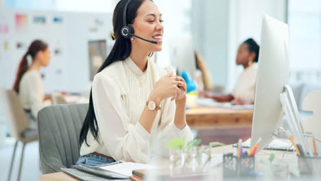 Happy-business-woman,-call-center