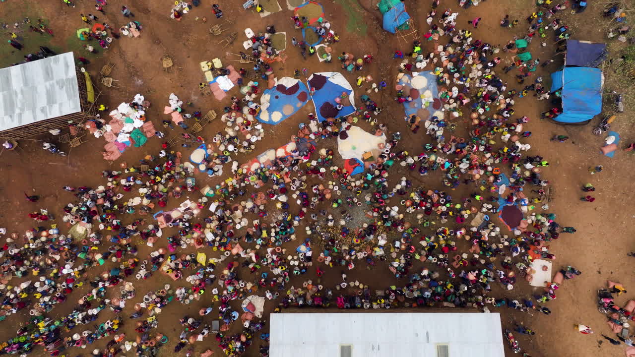 Overhead view of crowded tribal market in Ethiopia