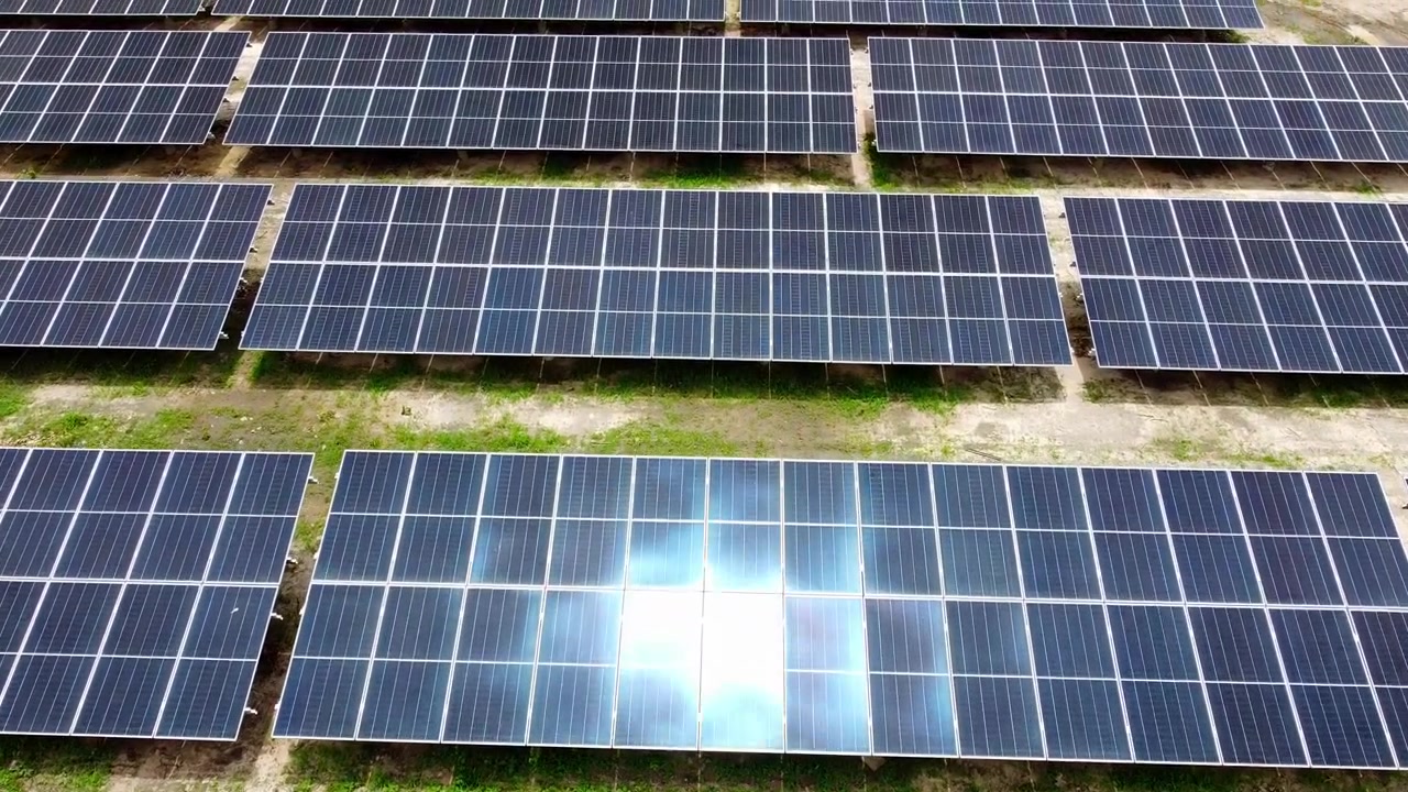 Progetto solare di energia rinnovabile da 23 MWp in Gambia, Africa occidentale.