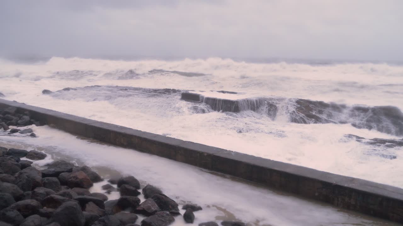 Stormy Waves During Cyclone Alfred At Froggy Beach In Gold Coast, Australia - Wide Shot