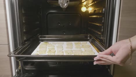 baking cookies in oven