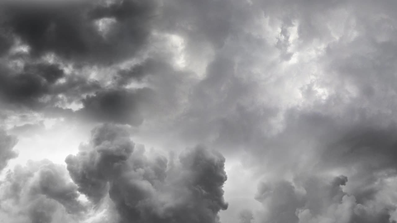 vista 4k de la tormenta de primavera