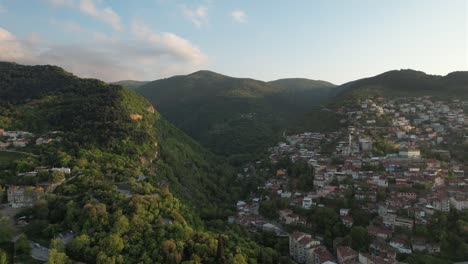 Grüne-Talstadt-Bursa